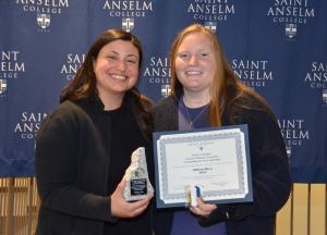 Nicole Lora presenting Ally Shea '23 with a Coleman Award