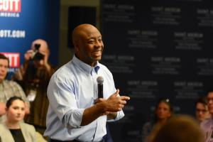 Tim Scott speaking at the NHIOP