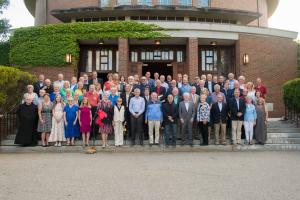 Members of the Class of 1974 gathered in front of the Abbey Church